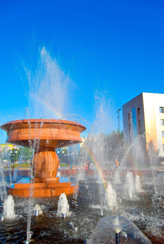 фонтан и радуга