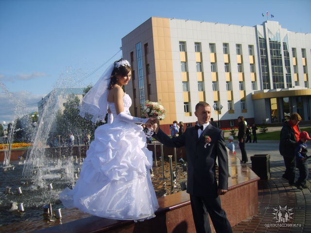 Свадьба у фонтана